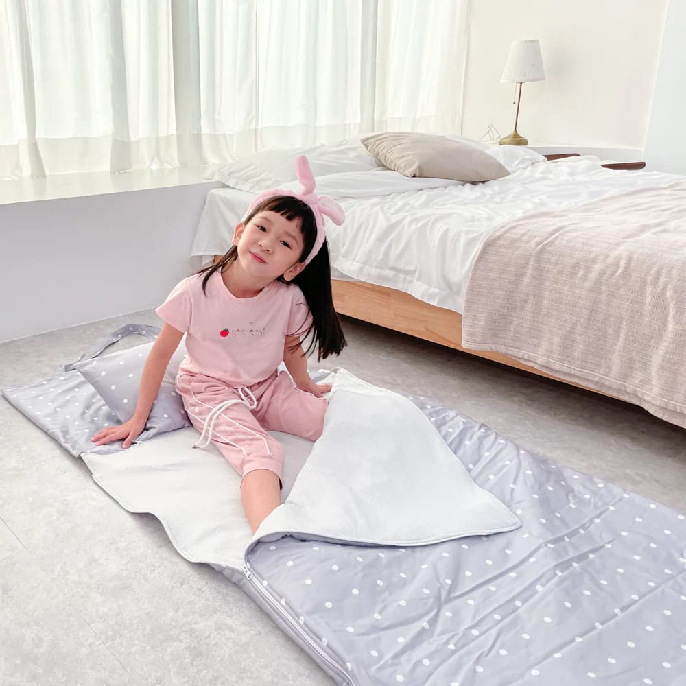 幼兒園睡袋材質選購方向：純棉、聚酯纖維及天絲