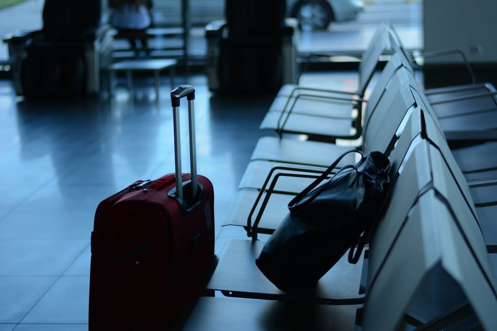 出國旅遊出差，一定要知道登機行李箱、推運行李箱尺寸的重要規定