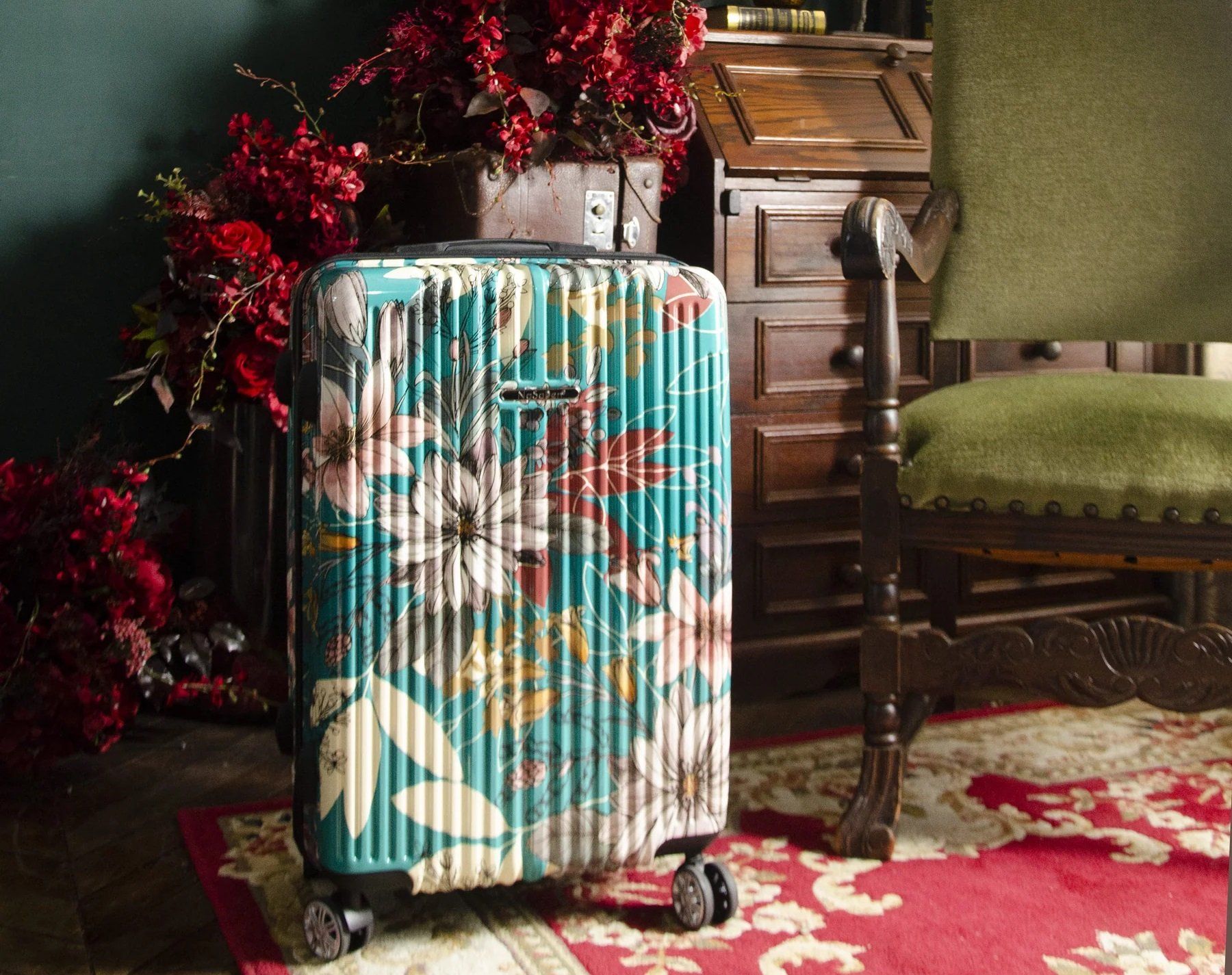NaSaDen 納莎登行李箱品牌是連短今都愛的行李箱品牌